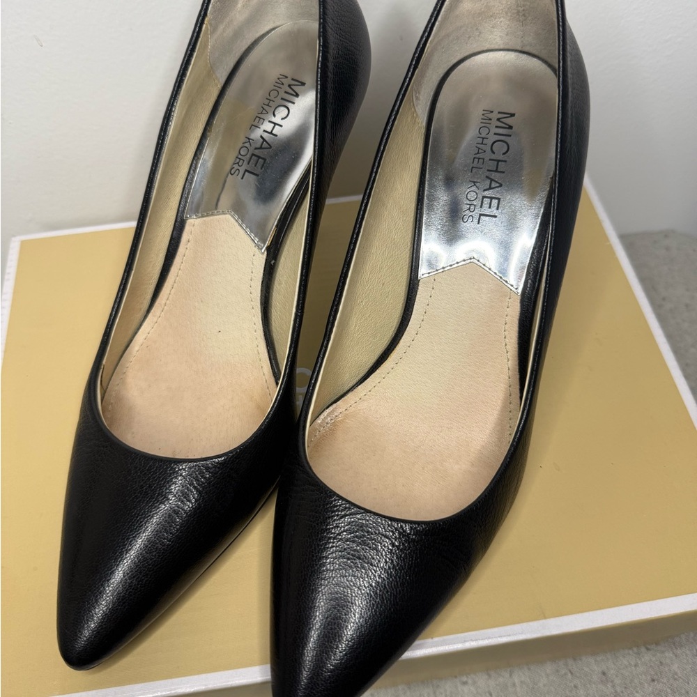 Michael Kors Black Women's Heels - Picture 2 of 8